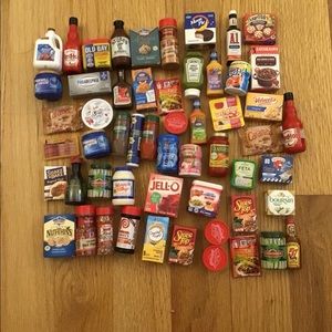 20 piece mini brand set